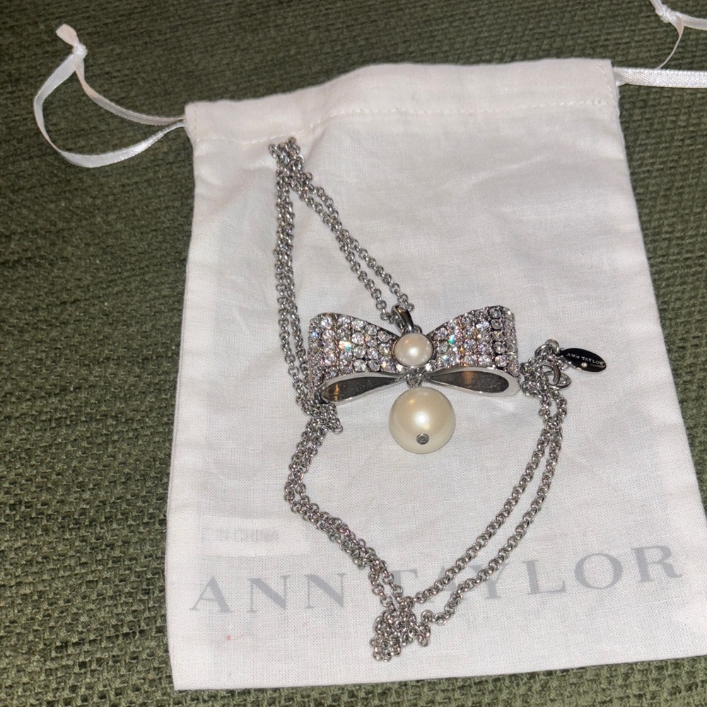Ann Taylor Silver Bow Necklace with Pearl Accent - Picture 2 of 6
